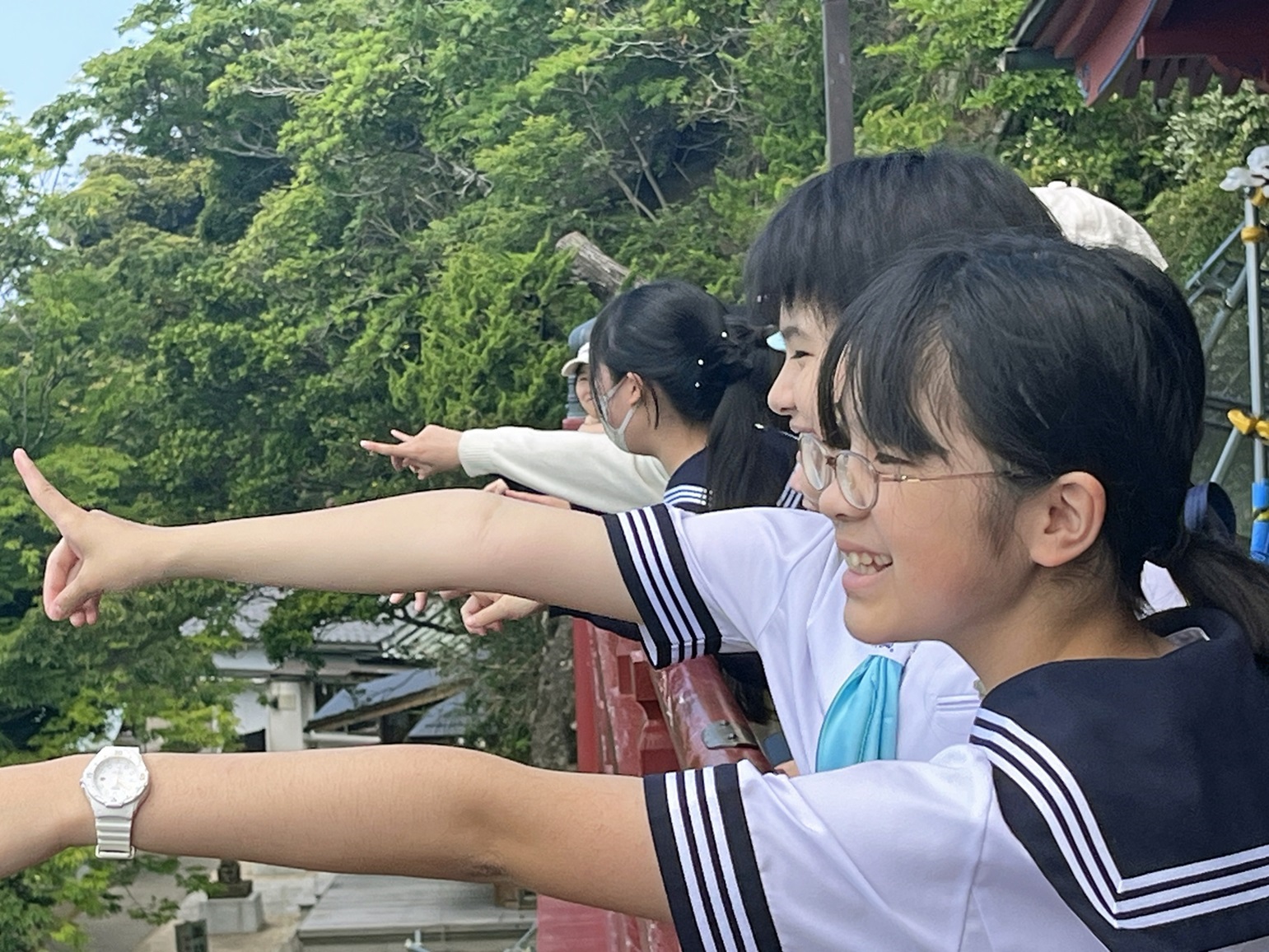 ②