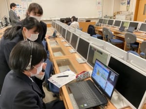 コンピュータ部⑤-300x225