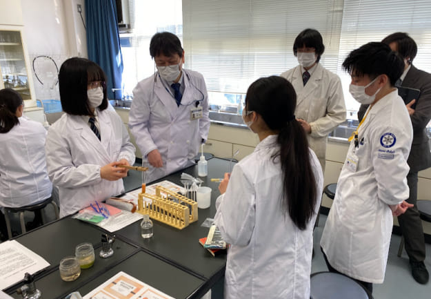 昭和大学薬学部 4-625x433