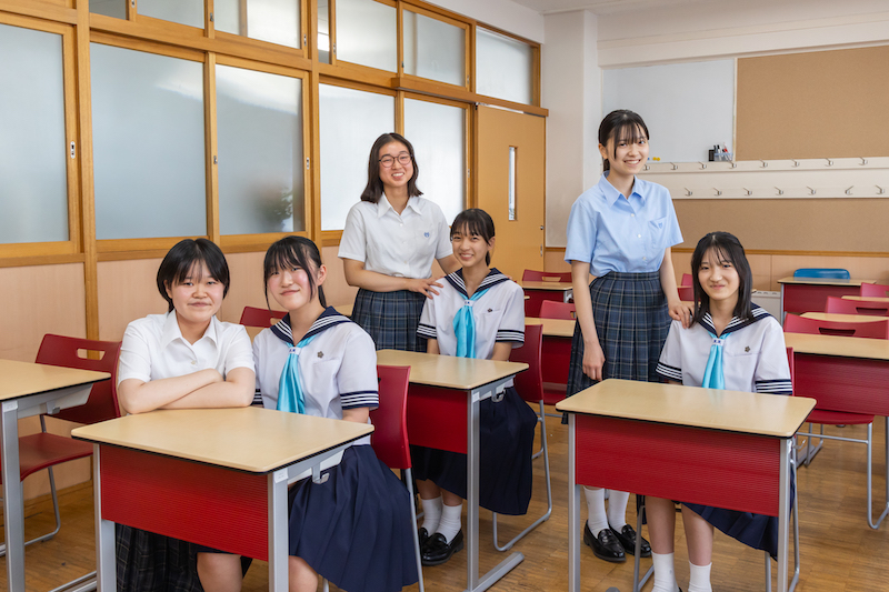 姉妹表紙